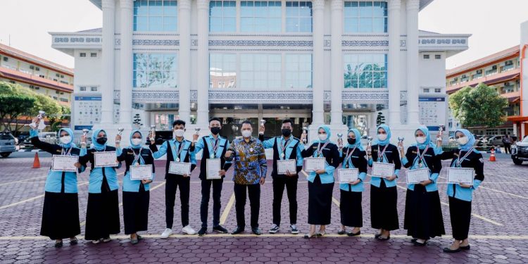 Mahasiswa MBS FAI UMSU Yang Tergabung Dalam UKM Tari UMSU Raih Juara 1 Folklore Dance di Festival International Italy