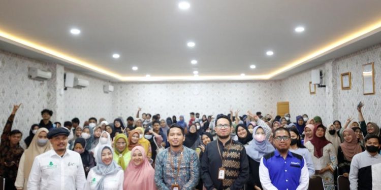 MENANGKAN HIBAH KEDAIREKA: FAI UMSU GELAR SEMINAR & PELATIHAN DIGITAL BERBASIS AFFILIATE MARKETING