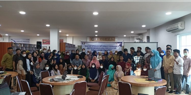 Mahasiswa MBS FAI UMSU Ikuti BIMTEK Literasi Informasi Berbasis TI Untuk Mendukung Percepatan Tugas Akhir Berbasis Jurnal Scopus