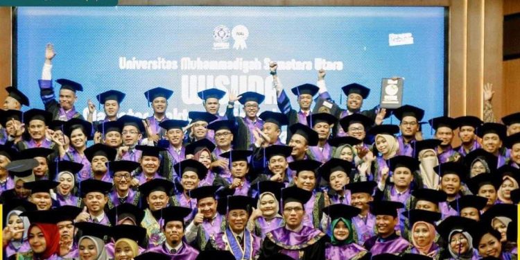 72 ORANG MAHASISWA MBS FAI UMSU DI WISUDA PADA PERIODE II TAHUN 2022